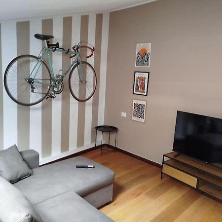 Casa Fedra, Delizioso Loft Frontelago Toscolano Maderno Bagian luar foto