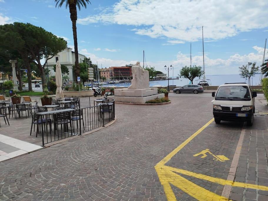 Casa Fedra, Delizioso Loft Frontelago Toscolano Maderno Bagian luar foto